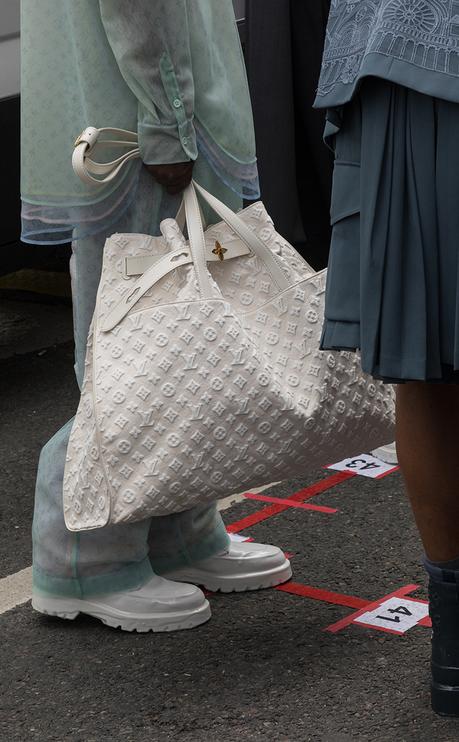 Backstage : le défilé Louis Vuitton Homme printemps-été 2020 Backstage : le défilé Louis Vuitton Homme printemps-été 2020