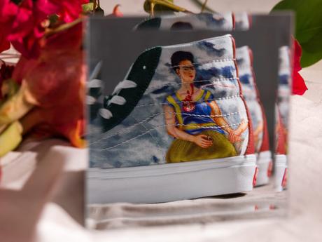 Une capsule Vans x Frida Kahlo reprend les visuels des oeuvres de l’artiste