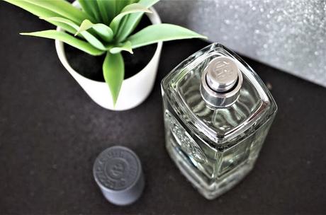 A l'ombre de L'Homme Menthe, de Roger et Gallet A l'ombre de L'Homme Menthe, de Roger et Gallet