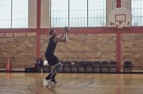 Nike célèbre Giannis Antetokounmpo en installant un panier sur le sommet du mont Olympe Giannis Antetokounmpo