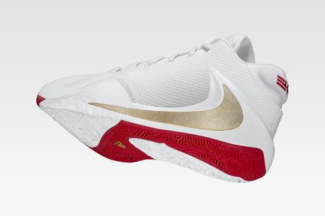 Nike célèbre Giannis Antetokounmpo en installant un panier sur le sommet du mont Olympe Giannis Antetokounmpo