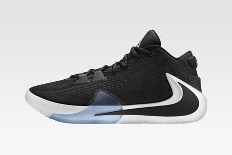 Nike célèbre Giannis Antetokounmpo en installant un panier sur le sommet du mont Olympe Giannis Antetokounmpo