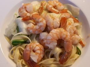 Tagliatelles sauce courgette et crevettes au citron Cliquer sur les photographies pour les agrandir