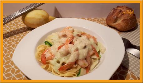 Tagliatelles sauce courgette et crevettes au citron Tagliatelles sauce courgette et crevettes au citron
