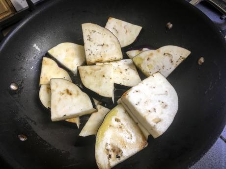 Toutes fraîches –  Aubergines dorées et marinées