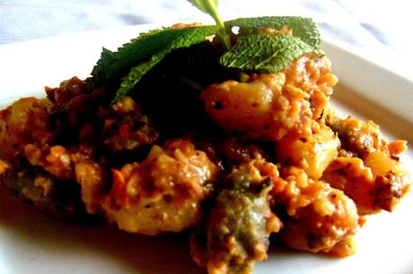 Gnocchi au pesto sicilien d'amandes, tomates et menthe