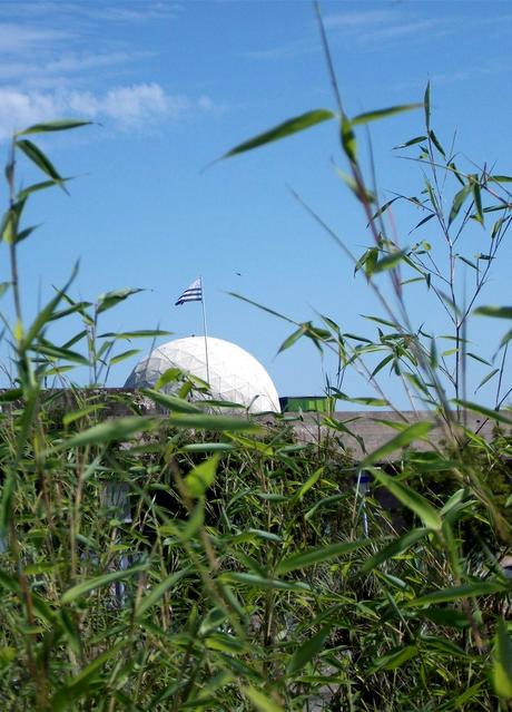 que cette horloge existe et n'ait pas d'horloger