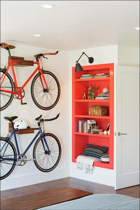 déco vélo chambre orange rangement astuce - blog déco - clem around the corner