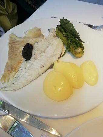 Turbot, hollandaise, caviar maturé © Gourmets&co
