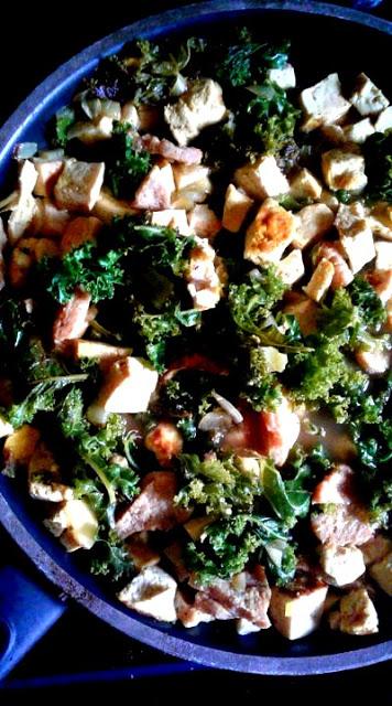 Scrambled tofu { un autre } Scrambled tofu { un autre }