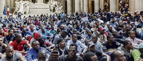 #GiletsNoirs et #violencespoliceres au Panthéon de notre mémoire collective… (en négatif)
