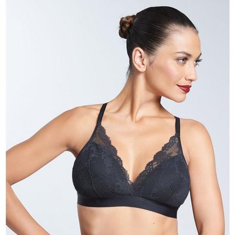 La plus jolie sélection de soutien-gorge sans armatures sur une femme La plus jolie sélection de soutien-gorge sans armatures sur une femme