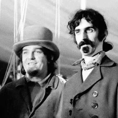 Blonde & Idiote Bassesse Inoubliable*********************Safe as Milk de Captain Beefheart & His Magic Band Blonde & Idiote Bassesse Inoubliable*********************Safe as Milk de Captain Beefheart & His Magic Band