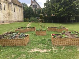 L’Art à la Chapelle – à Noyers sur Cher- exposition Christine Goujon & Bernard Ancillon 19/25 Juillet 2019