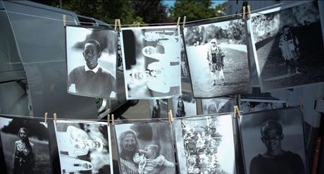 Il transforme un container en Polaroid géant fonctionnel Il transforme un container en Polaroid géant fonctionnel