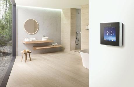 thermostat connecté porcelanosa salle de bain carrelage imitation bois