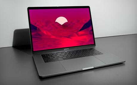 Un MacBook Pro 16 pouces pour octobre… à 3000 dollars ?