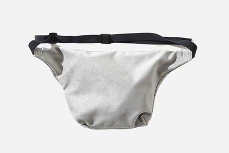 The North Face Purple Label lance une série de sacoches en suède microfibre The North Face Purple Label lance une série de sacoches en suède microfibre