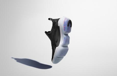 La nouvelle technologie Nike Joyride se compose de 8000 billes de TPU