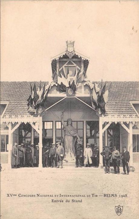 Le Stand de Tir à deux époques et à deux lieux Le Stand de Tir à deux époques et à deux lieux