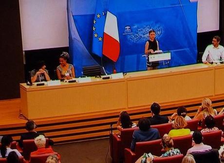 Greta Thunberg, Notre-Dame la Planète (en feu) Greta Thunberg, Notre-Dame la Planète (en feu)