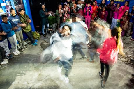 De Pothana à Landruk – le 8 Novembre 2018 Les danses du Tihar