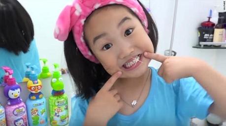 Cette fille de 6 ans a acheté une maison de 8 millions $ en Corée du Sud grâce à Youtube Cette fille de 6 ans a acheté une maison de 8 millions $ en Corée du Sud grâce à Youtube
