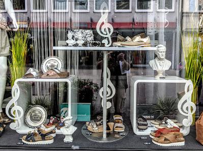 Celebrity-marketing : Wagner en devanture des magasins bayreuthois
