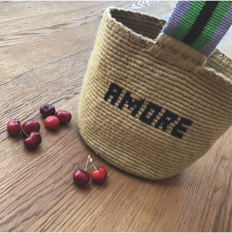 Focus sur The Hive Official : les créatrices & créateurs à portée de clic Focus sur The Hive Official : les créatrices & créateurs à portée de clic