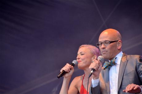 Pink Martini et Flavia Coelho au Festival du Chant de Marin, Paimpol, le 2 août 2019