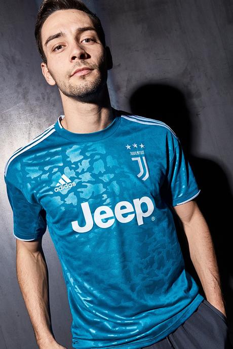 adidas plonge dans les archives de la Juve pour concevoir son third jersey