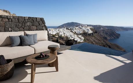 Santorin / Un hôtel de 3 chambres avec vue sur la mer Egée /