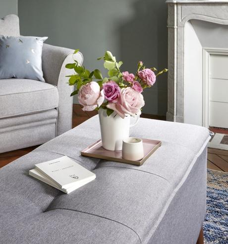 nouvelle collection but salon cosy gris bouquet champetre pivoine