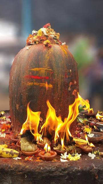 Hymne de Dieu à la Déesse