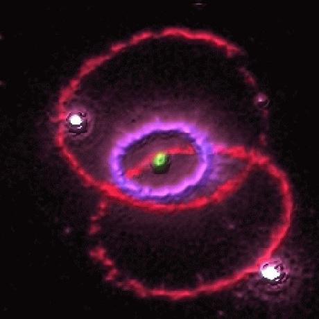 La permittivité du vide ne peut être constante