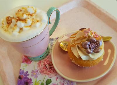 marceline gourmandine bar cupcake et gin charleroi salon de thé féerique gerpinnes