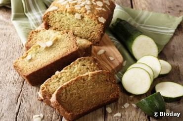 Gâteau bio sucré courgettes et amandes (sans beurre) Recette bio : Gâteau bio sucré courgettes et amandes (sans beurre) par Bioday