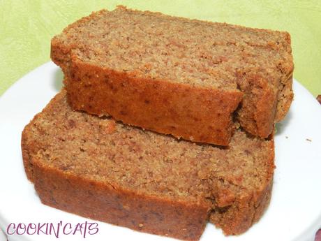 CAKE AU BEURRE DE CACAHUETE (sans gluten, végétalien) CAKE AU BEURRE DE CACAHUETE (sans gluten, végétalien)