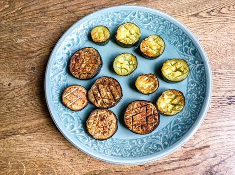 Inspiration – Légumes grillés au « pesto » de pois chiches