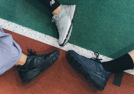 Engineered Garments revisite la New Balance 990v5 de manière asymétrique Engineered Garments revisite la New Balance 990v5 de manière asymétrique