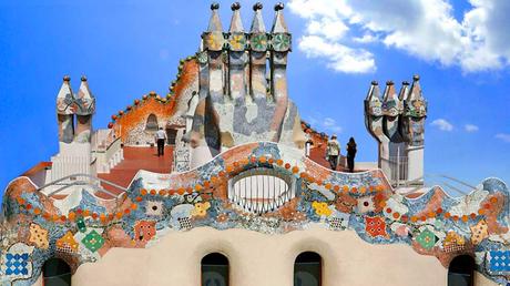 Le toit et les cheminées de la Casa Batlló