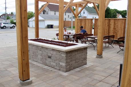 Craft beer – La brasserie New West Allis, station n ° 6, ouvrira ses portes sur la rue Becher le 23 août
 – Bière brune