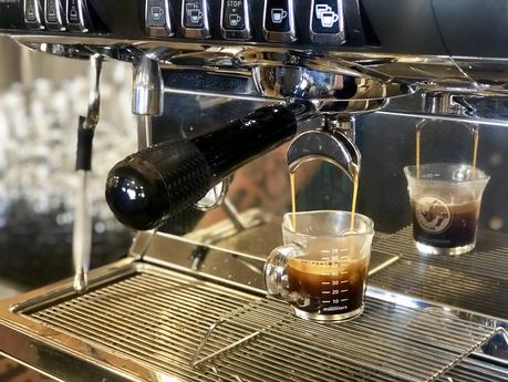 Craft beer – La brasserie New West Allis, station n ° 6, ouvrira ses portes sur la rue Becher le 23 août
 – Bière brune