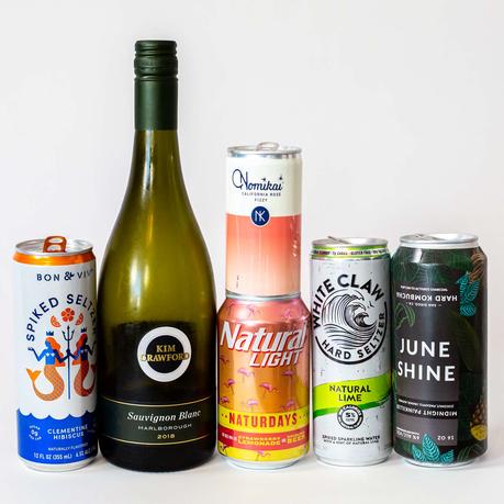 Sur la photo: Naturdays, Wine, Hard Seltzer et Hard Kombucha de l'epsisode 265.