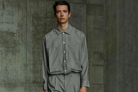 ÉCOLE DE PENSÉE – S/S 2020 COLLECTION LOOKBOOK ÉCOLE DE PENSÉE – S/S 2020 COLLECTION LOOKBOOK