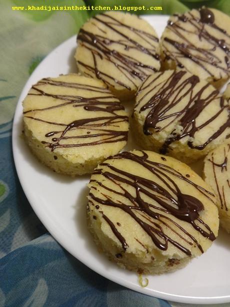 PETITES BOUCHÉES À LA LIME / LIME CAKE BITES / BOCADITOS DE PASTEL DE LIMA / حلويات صغيرة بمذاق الليمون الاخضر PETITES BOUCHÉES À LA LIME / LIME CAKE BITES / BOCADITOS DE PASTEL DE LIMA / حلويات صغيرة بمذاق الليمون الاخضر