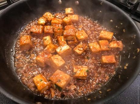 La recette du général – Tofu caramélisé à la citronnelle