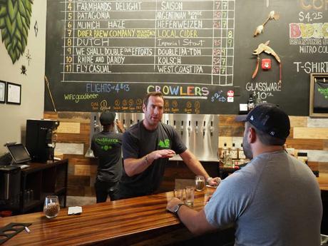 Craft beer – Warrior brasser: Mike Chiltern a tout pour plaire avec sa brasserie et son espace événementiel à White Plains | DV Plus
 – Mousse de bière