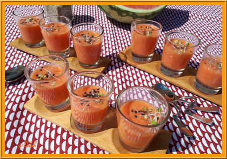 Soupe froide de tomate et pastèque