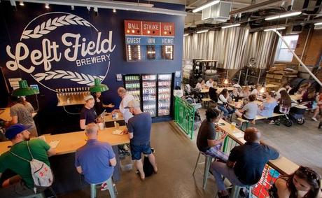 News bière – Rafraîchissant marque de la brasserie Left Field
 – Bière blonde